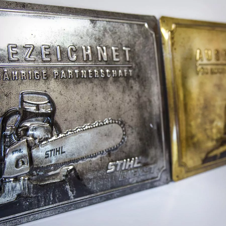 Blechtafeln für Werbung